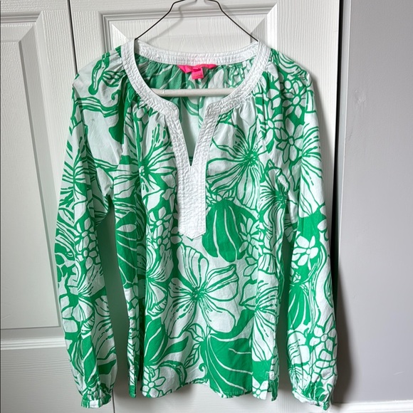 Lilly Pulitzer Tops - Green Floral Women's Top